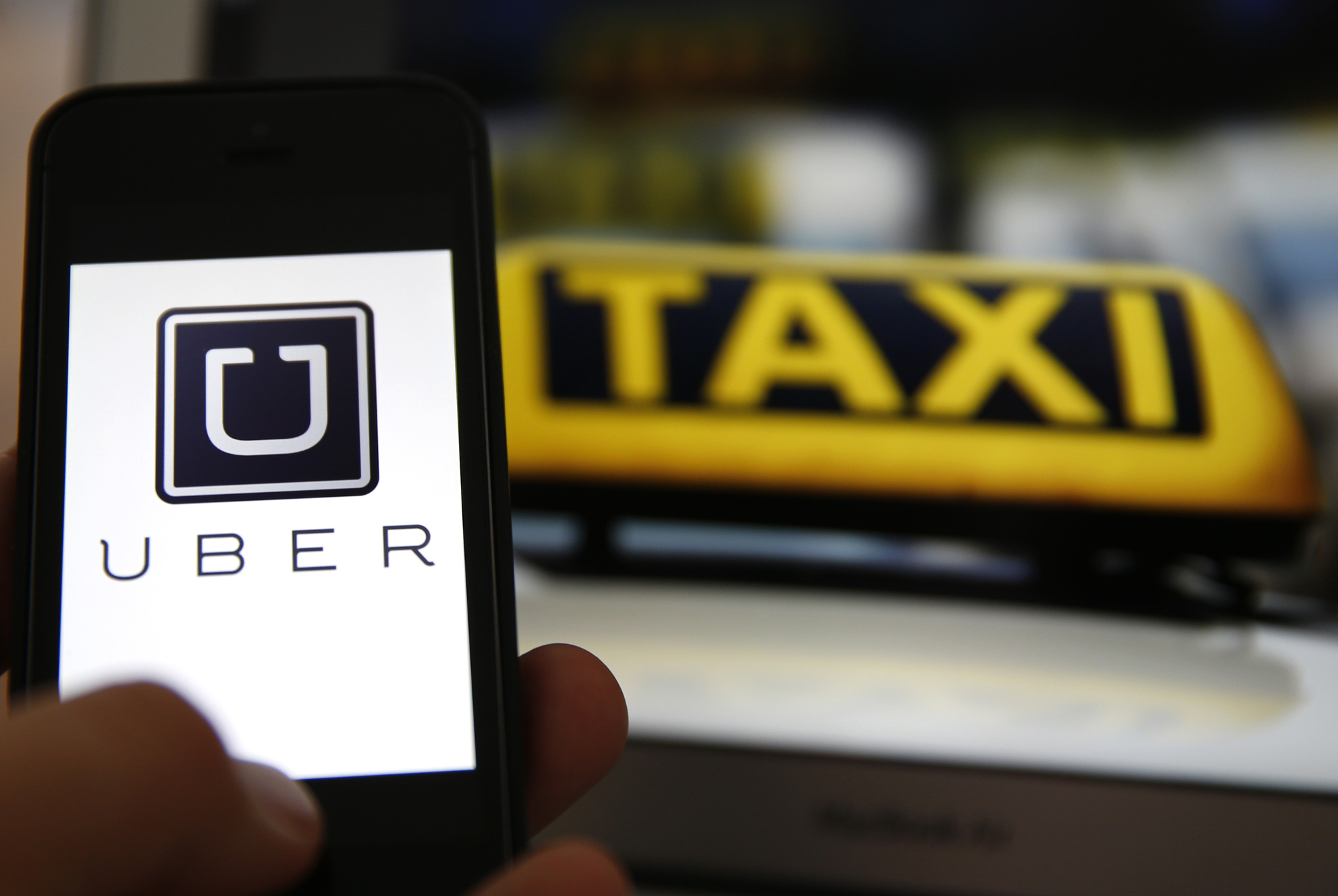 Uber drivers, court ruling, independent contractors