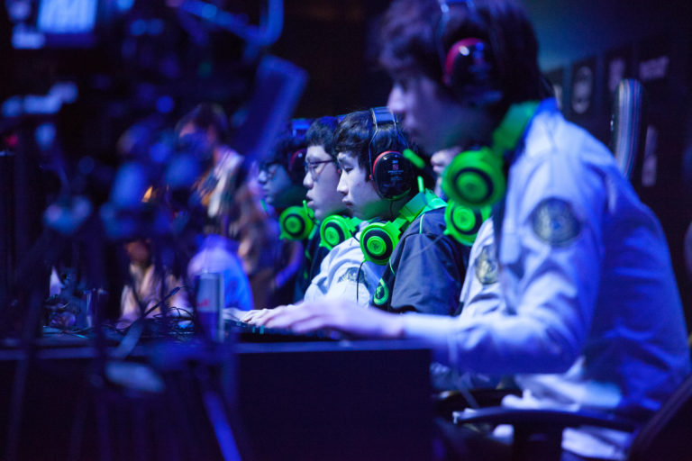 E-Sports: What Is It, How Big Is It and How Fast Is It Growing?