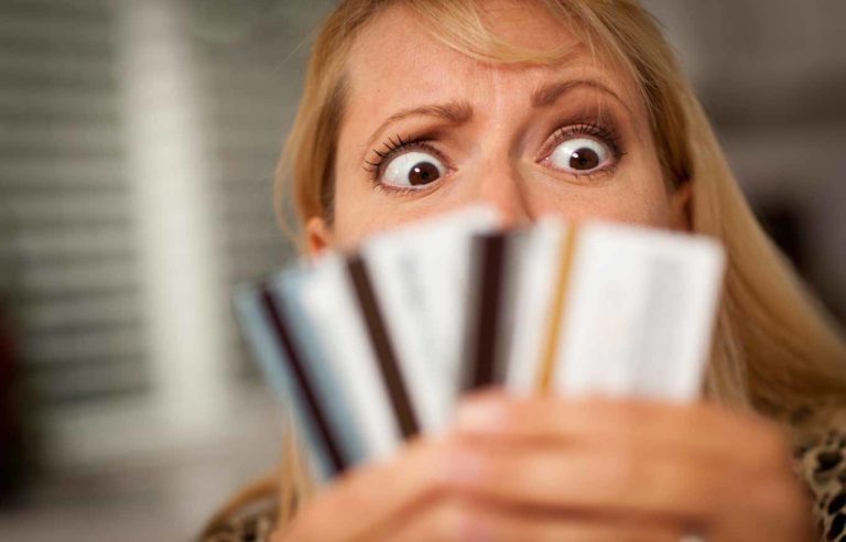America has over one trillion dollars in credit card debt, new delinquencies on the rise