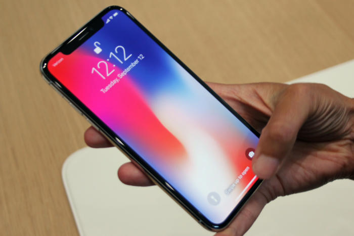 iPhone X Screen Unresponsive in Cold Weather for Some Users, Apple Promises Software Fix