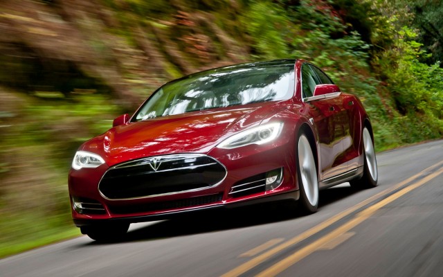 Jim Cramer: I wouldn’t recommend Tesla up here, but You’d be crazy to short Tesla