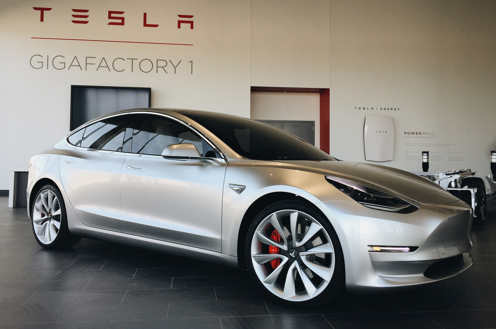 Powerwall and Tesla Model 3